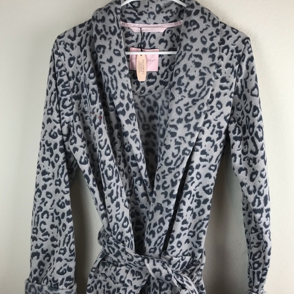 Victoria Secret Robe, Large, NWT - Picture 2 of 8
